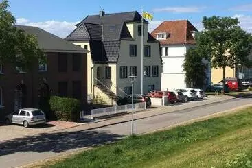 ホテル Sonnenschein   Spielerei Im Sonnenschein