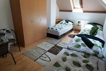 민박 Berg Szállás