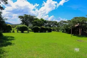 Kileleoni Mara Gateway House   Adults Only