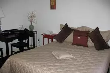 Bed and Breakfast A Cambridge House Inn