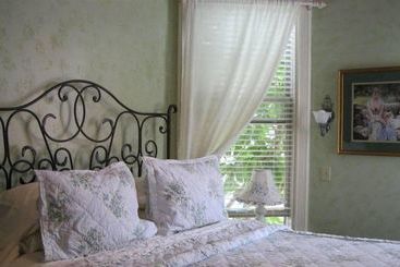 مبيت وإفطار A White Jasmine Inn