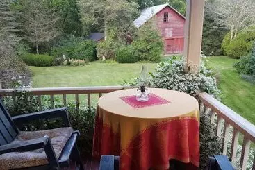 Bed and Breakfast Hummingbird Inn