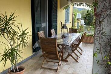 بيت ريفى Gli Ulivi Di Montalbano