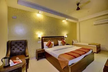هتل Diamond Inn