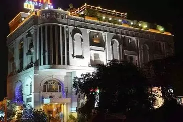 هتل Kings Corner