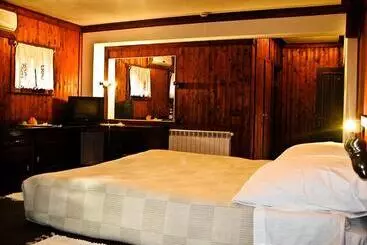 בית מלון כפרי Restaurant Bujtina E Gjelit