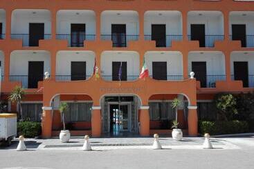 호텔 International Resort