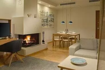 آپارتمانهای توریستها Scale Suites