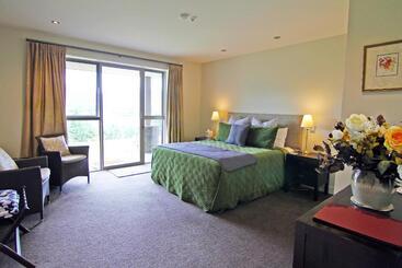 住宿加早餐 Amuri Estate Luxury Lodge