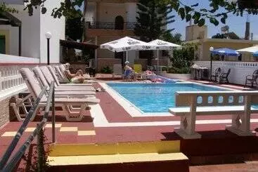 Eleni Apartments
