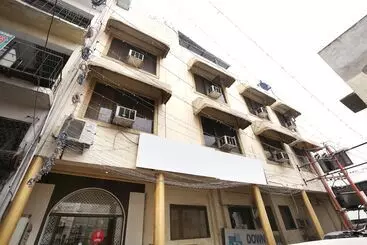 هتل Downtown Suites