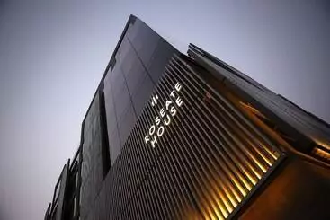 هتل Roseate House New Delhi