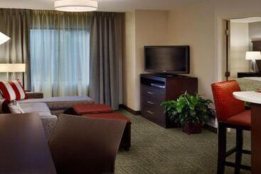 ホテル Staybridge Suites Rochester, An Ihg