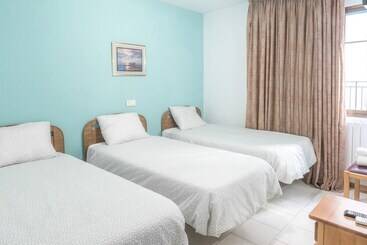 بنسيون Hostal Del Mar