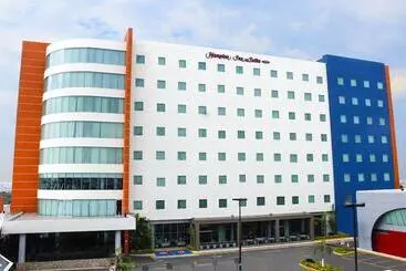 בית מלון כפרי Hampton Inn & Suites By Hilton Aguascalientes Airport