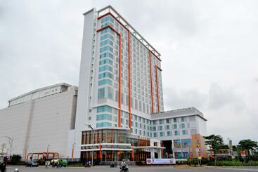 Harris Hotel & Conventions Bekasi