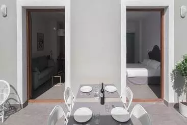 Апартаменты Valencia Centre Torres De Quart