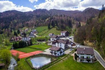 Resort Cheile Gradistei Moieciu