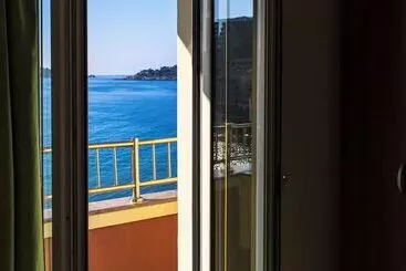 تختخواب و صبحانه Apartmani Luka   Vila Brzulovic