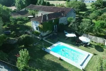 Aamiaismajoitus (B&B) Les Granges De La Leigne, Ruffec