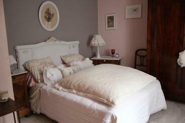 Bed and Breakfast Petite Maison Berrichonne