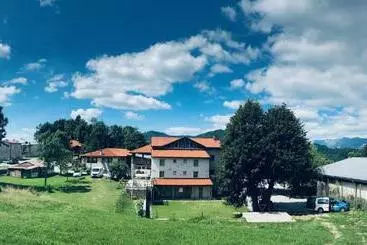 B&b Mad Mountain