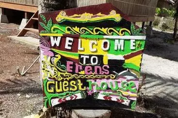 Majatalo Erens Guest House