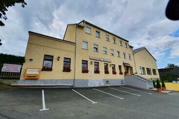 膳宿费 Ferienwohnung Goldener Drache