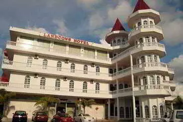Hotel Landcons