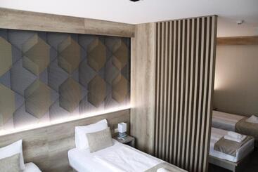 Student Hotel Mostar