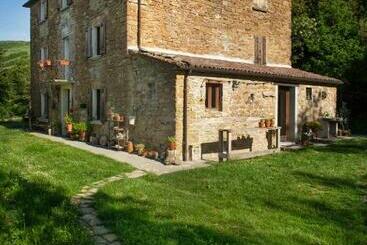 צימר Cà Colmello   Country House