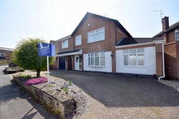 ペンション Arendelle House