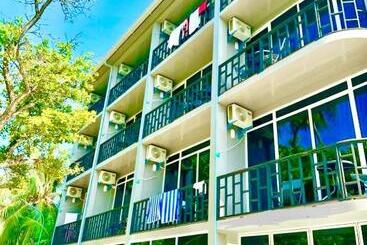 پانسیون Mathiveri Beach View