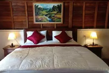 Bed and Breakfast The Hill Prananta
