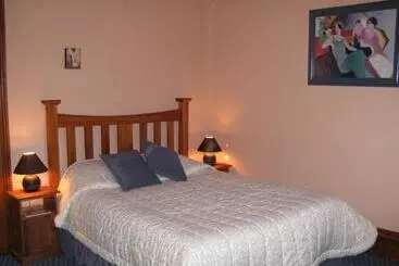 Bed and Breakfast Ugbrooke Country Estate