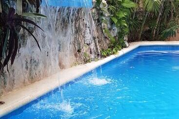 בית מלון כפרי Casa El Moro