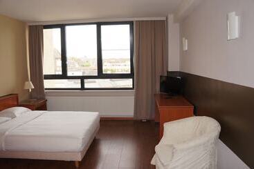 בית מלון כפרי Escale