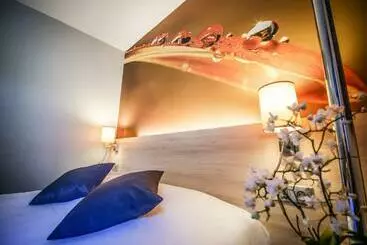 هتل Inn Design  Restaurant L Escale