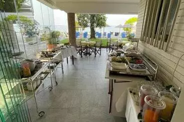 Отель Le Petit Du Lac