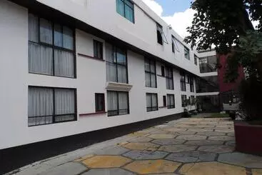 Отель Plaza Morelos