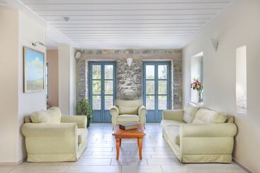 Thirides Beach Resort