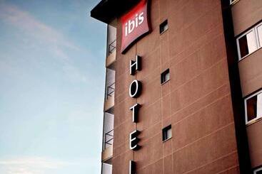 בית מלון כפרי Ibis Canoas Shopping