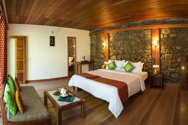 Hotel Neelakurunji Plantation Munnar