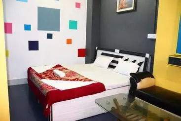 Majatalo Shree Sai Kripa Guest House