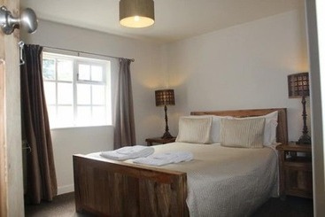 مبيت وإفطار The Coach House