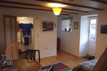 住宿加早餐  The Old Farmhouse Lelant