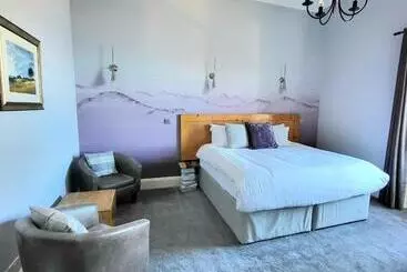 ペンション Straven Guesthouse