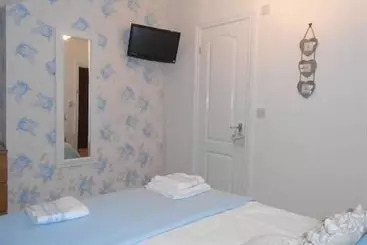 Bed and Breakfast North Bay Guest House