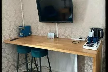 בית מלון כפרי The Blackhorse Accommodation