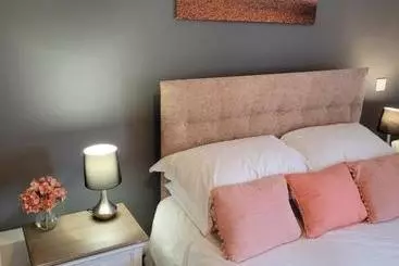 בית מלון כפרי The Flying Horse